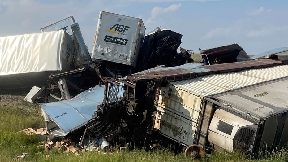 Wreck after derailment