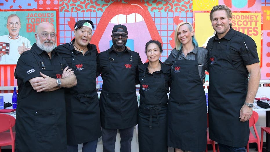 Andrew Zimmern, Ming Tsai, Rodney Scott, Ann Kim, Kate Gerwin, and Curtis Stone group photo