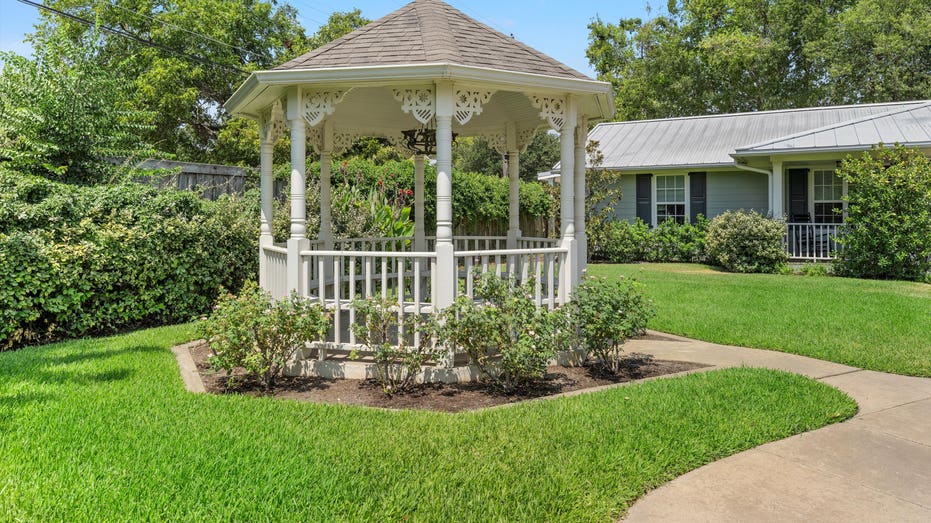 Gazebo