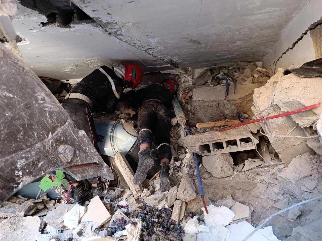 MARRAKESH, MOROCCO - SEPTEMBER 9: Search and Rescue team operations continues at Moulay Brahim region after a 7 magnitude earthquake in Marrakesh, Morocco on September 9, 2023. At least 820 people were killed and 672 others injured following a powerful earthquake that struck Morocco, the country's Interior Ministry said Saturday. (Photo by Abu Adem Muhammed/Anadolu Agency via Getty Images)