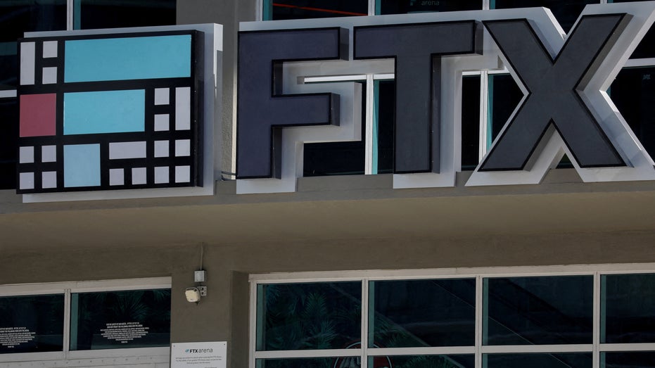 FTX logo