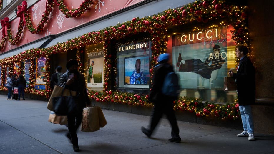 holiday shoppers in New York City