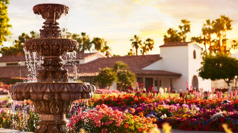 la quinta resort exterior