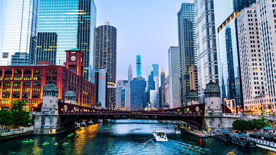 Chicago river