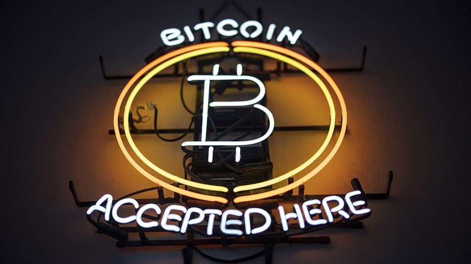 Bitcoin sign