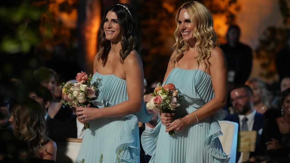 Theresa Nist's bridesmaids