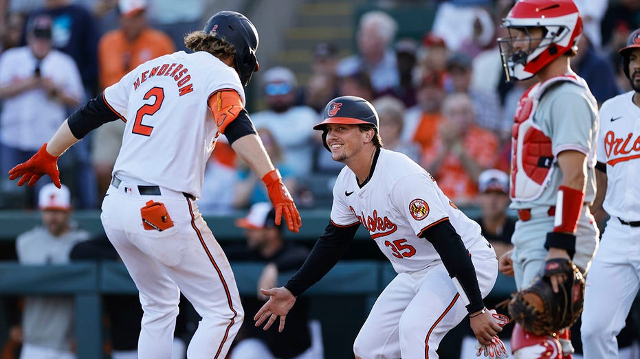 Orioles players vs Phillies