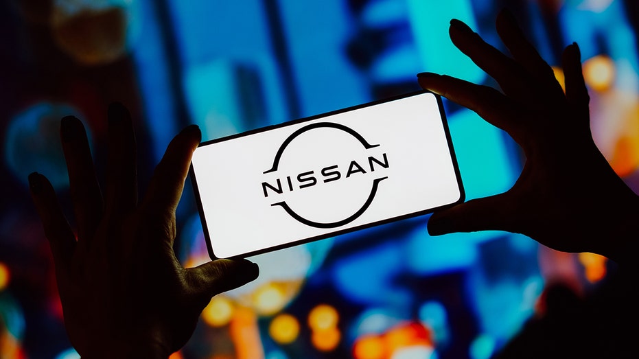 Nissan logo