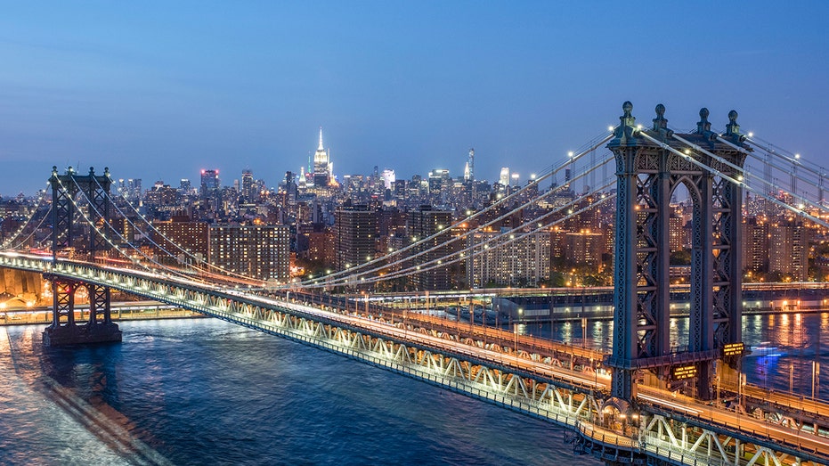 Manhattan Bridge